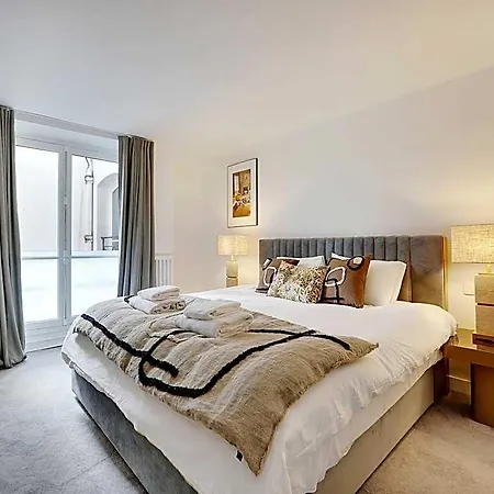 Apartment Elegant - 2bd6p - Avenue Montaigne